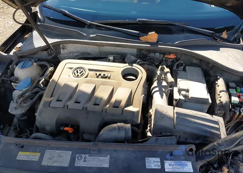 2013 Volkswagen Passat 2.0L Tdi Se from USA, damaged, VIN 1VWBN7A35DC128733